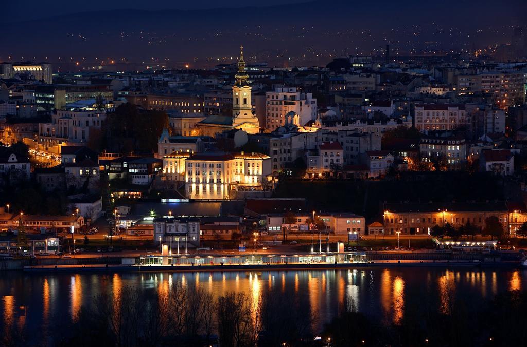 Hostel Karavan Inn Belgrade Exterior photo